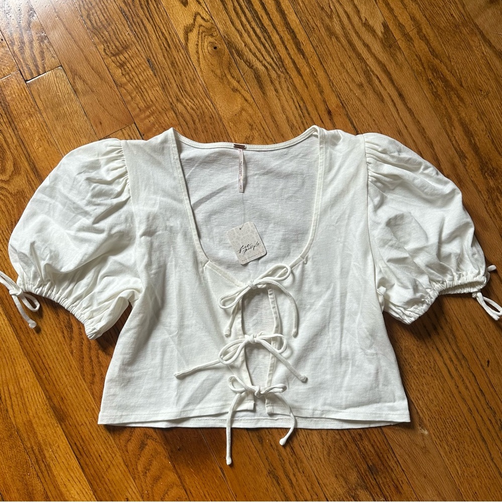 NWT Free People Kitty Tee Ivory Cropped Puff Sleeve Bow Front ivory